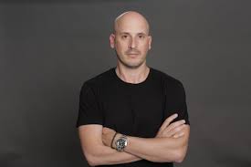 Using AI for Superior, Data-Driven Decision-Making