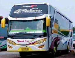 Di krna kn sg driver trlalu kenceng memacu kndaraan nya sehiga ilang kndali. Po Dewi Sri Com Beranda Facebook