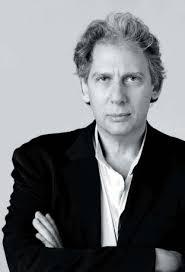 2010_03_05 tesis-63 portada 18mm -blanco-vilaro.indd