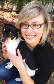 Tara Perron's Instagram, Twitter & Facebook