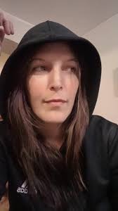 bell🤗 (@belkiscriollo)