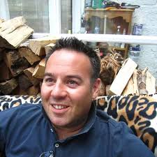 Amazon.com: Simon Lee: books, biography, latest update