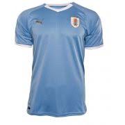 Possui tecnologia que retém o suor, eliminando o calor se ajustando ao corpo, proporcionando conforto nos movimentos. Uruguai Camisa 2020 Uniforme Titular