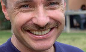 Zeit und Freundschaft in Menschen investieren