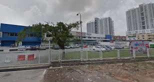 The owner is very friendly and accommodating. Kaki Viral Tesco Extra Shah Alam Seksyen 13 Akan Facebook