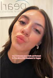 Do you twerk in the club?😱🥺 NOO I do this 😸😝 @gab #danceideas