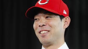 Shogo Akiyama begins transition to major leagues with Reds