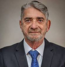 Mi apellido GOLDSTEIN es lo mejor que me representa. Mi familia hizo un pan  . PAN GOLDSTEIN . Lo han comido y conocido muchísimas personas . Es lo  mejor de mi para