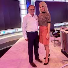 Sport1 moderatorin laura papendick steht im sport1 tippspiel aktuell auf dem treppchen. Britta Hofmann Britta Hofmann Twitter