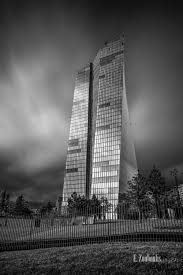 Frankfurt Europaische Zentralbank Ezb Schwarz Weiss Bild In 2020 Bilder Schwarz Weiss Monochrom