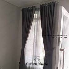 Apalagi saat ini ada banyak pilihan desain dan pola dari gorden untuk rumah. Desain Interior Jendela Hordeng Minimalis Cek Bahan Bangunan