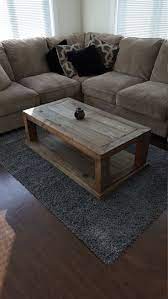 Adds a bold statement to your living room. Dieser Vintage Couchtisch Aus Holz Ist Aus Altholz Aus Dem Okanag Altholz Cou Wood Coffee Table Rustic Reclaimed Wood Coffee Table Coffee Table Vintage