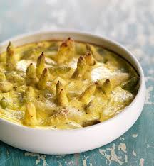 Clafoutis D Asperges Blanches Recette En 2020 Recette Clafoutis Cuisine Et Vin Recette