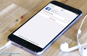 How To Remove Documents And Data On Iphone And Ipad Igeeksblog Iphone Ipad Answer Calls