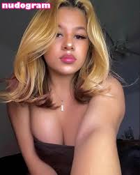 Holly Hennessy  Imhollyhennessy  hollyhennessseyyyy  hollyhennessy Nude  Leaks OnlyFans Photo 14 - Nudogram v2.1