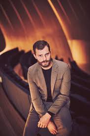 Jamie dornan became a household name when he was cast in the fifty shades of grey movie franchise in 2013 after charlie hunnam walked away from the role at the last minute. Pic Jamie Dornan 2020 800x1200 Wallpaper Teahub Io