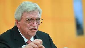 Jun 25, 2021 · kurz vor der sommerpause scheitert eine einigung zum rechtsanspruch auf ganztagsbetreuung im bundesrat. Merkels Corona Notbremse Beschlossen Bundesprasident Steinmeier Unterzeichnet Gesetz Politik