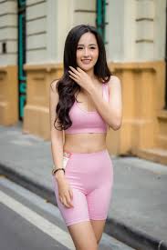Mai phương thúy chia sẻ. Loáº¡t Sao Ä'á»• Bá»™ Giáº£i Marathon Mai PhÆ°Æ¡ng Thuy ChÆ¡i Trá»™i Khoe Vong 1 Gáº§n 100 Cm Giá»¯a Dan Háº­u Va Mc Mai Ngá»c Kin Ä'ao