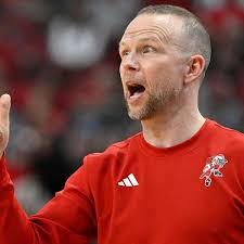 Louisville coach Pat Kelsey edges out Jon Scheyer for prestigious ACC award