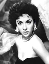 RITA MORENO: JUST A GIRL WHO DECIDED TO GO FOR IT' (2021)