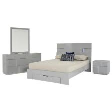 Ideal for apartments or smaller rooms, we offer beds with a platform frame and drawers on each side for added storage. Nicole 4 Piece Queen Bedroom Set El Dorado Furniture