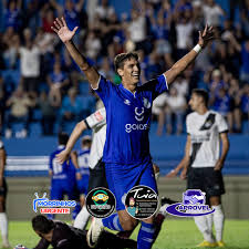 O Goiatuba conquistou, neste s&aacute;bado (25), sua terceira vit&oacute;ria no  Brasileir&atilde;o S&eacute;rie D. Jogando pela 4&ordf; rodada da competi&ccedil;&atilde;o, o Azul&atilde;o recebeu  o Mixto-MT, no est&aacute;dio Divino Garcia Rosa e, com gol