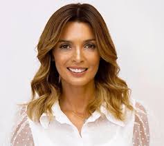 Get your portugal flag in a jpg, png, gif or psd file. Falta De Rumo Sem Trabalho Para Ela Tvi Atira Maria Cerqueira Gomes Para O Somos Portugal Nacional Flash