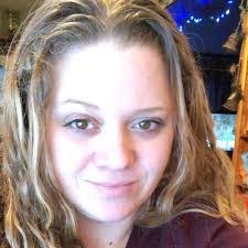 Melanie Markwell's Instagram, Twitter & Facebook