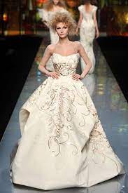 17 Christiandior Jpg 300 450 Christian Dior Haute Couture Dior Wedding Dresses Christian Dior Couture