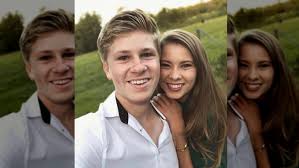 Nearly a decade after his son's death, steve irwin's father is furious at the cameraman who broke a pact i personally felt very sad and, to a degree, angry about what justin had to say, bob irwin said. The Truth About Bindi Irwin S Relationship With Her Brother Robert