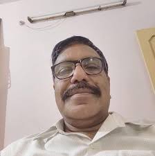 As a Songwriter, it's a great pleasure for me to work with Kumar Vishu Ji