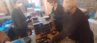 Ο «κρητικός» είναι 50 χρόνια εδώ, όμως η νέα γενιά τον έχει εξελίξει εδώ και λίγα χρόνια σε έναν από τους αξιολογότερους ναούς της κρεατοφαγίας στην αθήνα. Sthn Taberna Krhtikos Sto Keratsini H Korh Toy Prw8ypoyrgoy Dafnh M