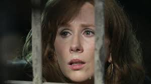 Una cosa que creo que hizo que Donna se destacara de otras acompañantes de  la nueva era fue que era empática en lugar de simpática hacia el  sufrimiento de los demás. Sus