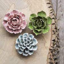 Vergleiche preise für wall flowers und finde den besten preis. Ceramic Flower Set Of 3 Garden Party Chive Us