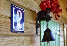 Kinderspielhaus Im Garten Tipps Zur Einrichtung Dekoration Stelzenhaus Spielhaus Garten Kinderspielhaus Und Kinder Gartenhaus