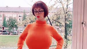 Larkin Love - Velma Dinkley - Hentai Cosplay