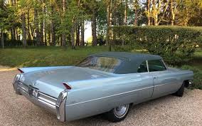 To make amends, saroyan gives antoine a cadillac to drive to italy, turning the unwitting antoine into to a smuggler of drugs and gold for the mafia. Cadillac Cab De Ville 1964 Oldtimer Zu Verkaufen