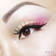 Pin By Tammissia Estrada On Jewel Eye Makeup Asian Makeup Trends Asian Makeup Makeup Trends