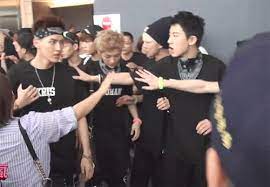 Check spelling or type a new query. Exo Sister Day S Interview Xiumin Sstp Cut Genie Comment Gwanghamun Fansign Fanaccs Exochocolate Livejournal