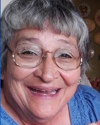 Eva Horne's Instagram, Twitter & Facebook