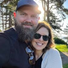 Rebekah Small's Instagram, Twitter & Facebook