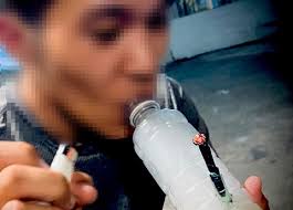 Khi cần sa được rao bán online