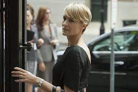 13 Reasons Claire Underwood Of House Of Cards Is A Fashion Icon Claire Underwood Cool Hairstyles Robin Wright