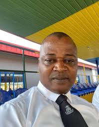 I JUST WATCHED IBOLO ON TV AND ITS EVIDENCE THAT HE IS EDUCATED AND  CALM,NOT LIKE APOSTLE OKOH THAT WILL JUST BE HITTING CHEST AND SHOUTING  LIKE A RASCAL. …..when we invested