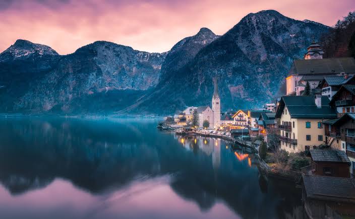 Hallstatt Sunset in Austria | Photographing a Fairytale Village