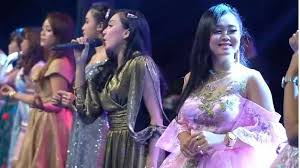 Pilih satu link dari 15 daftar dibawah untuk streaming video klip mp4 di metro musik, detail informasi dan kumpulan full album lagu terkait. Daftar Lagu Dangdut Koplo Mp3 Terbaru 2020 Lengkap Blog Dangdut Indonesia