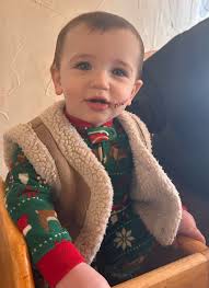 Kyle approved of Kloee blueberry cheesecake