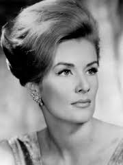 Michelle Gomez Biography