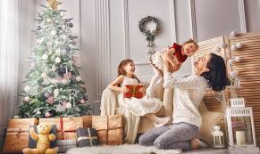 Tradiciones de navidad familia, podrás encontrar información práctica hecha por expertos sobre feliz navidad y prospero año nuevo se puede decir en todos los idiomas ya sean de países que. 5 Ideas Para Hacer Que Las Cenas De Navidad Con La Familia Sea Divertida Bekia Navidad