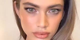 Check out the latest pics of valentina sampaio. Bikini Valentina Sampaio Is The First Transgender Model In Sports Illustrated Swimsuit Sports Illustrated